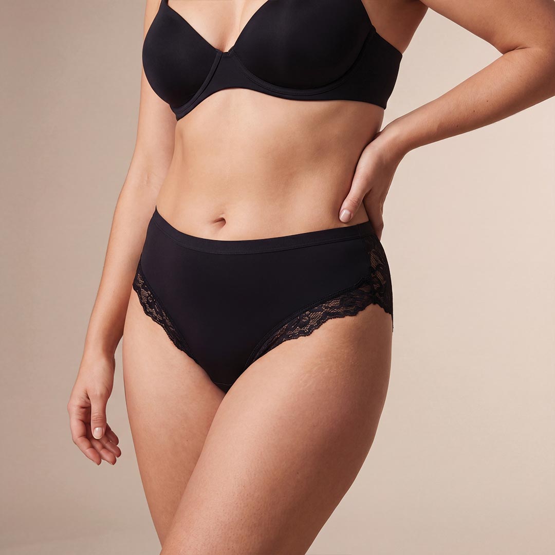 Elegant lace underwear