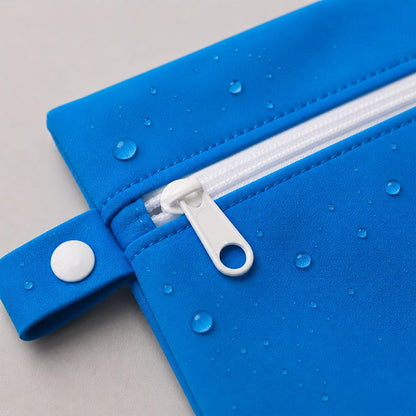 Waterproof carry pounch